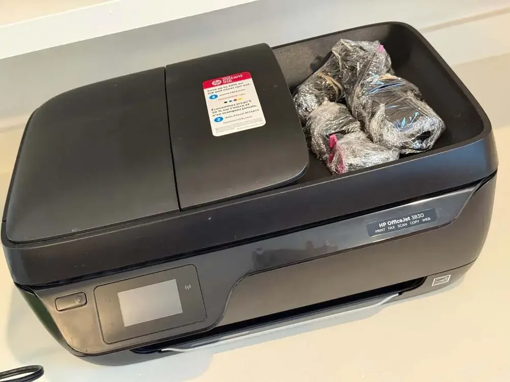 HP OfficeJet 3830 All-In-One Wireless Inkjet Printer K7V40A with Power Adapter